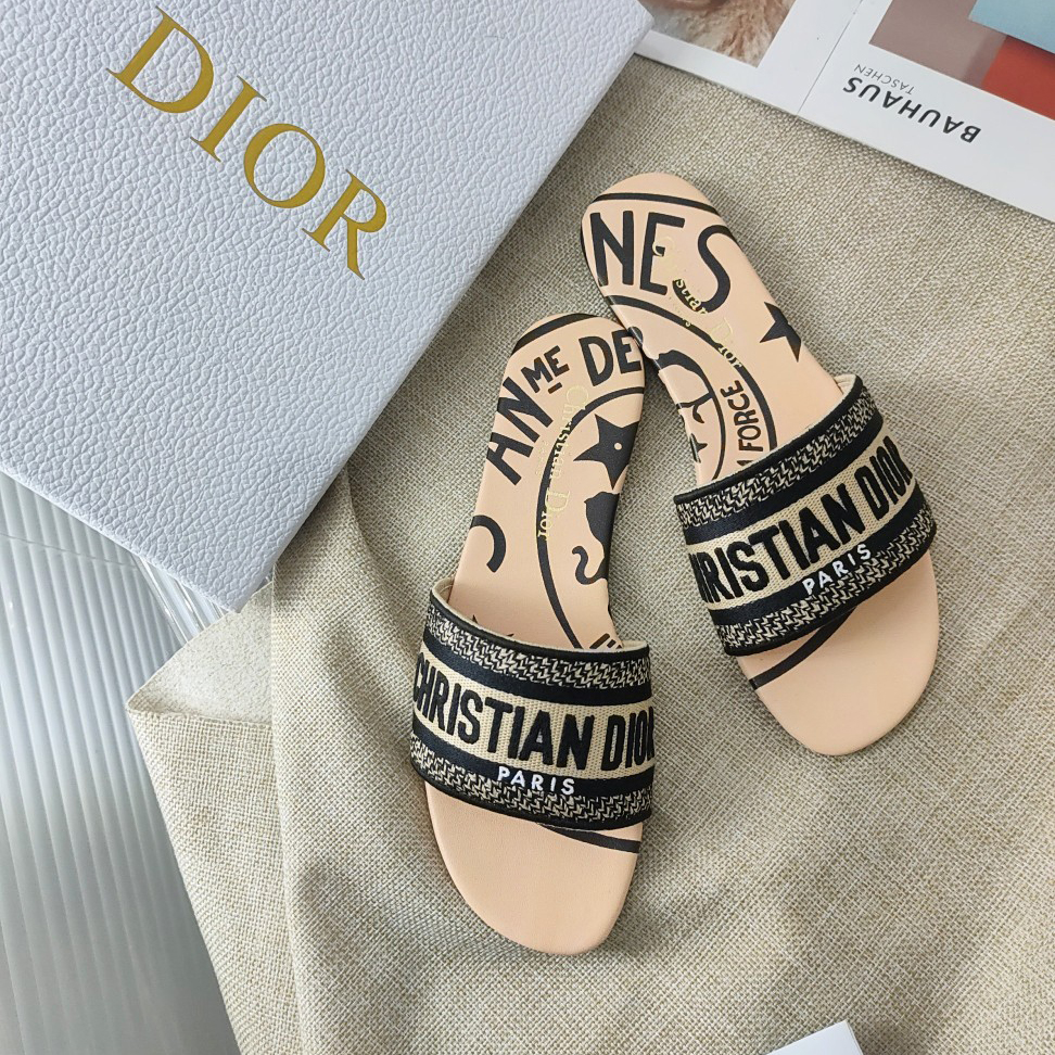 Dior Beige Jute Canvas Embroidered with Dior Union Motif Dway Slide - PerfectKickZ