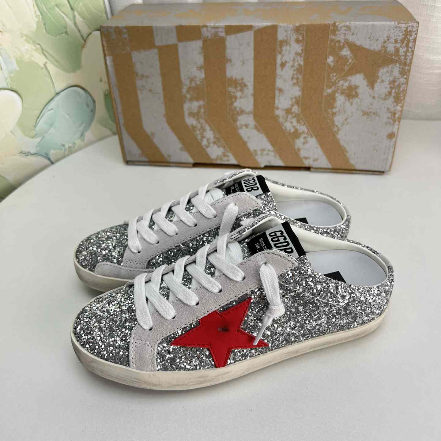 Golden Goose Super-Star Sabots In Silver Glitter With Red Leather Star - PerfectKickZ