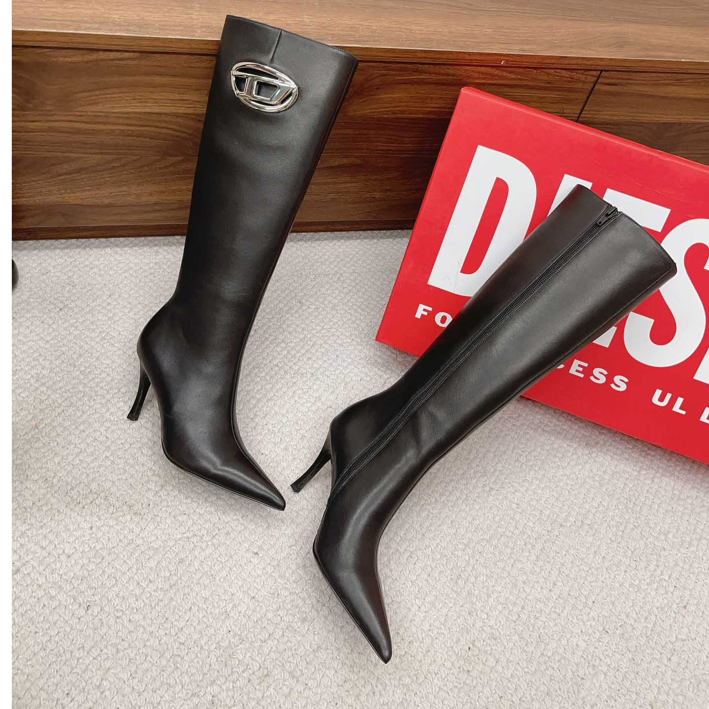 Diesel D-Venus HBT - Leather Boots With Oval D Plaque - PerfectKickZ