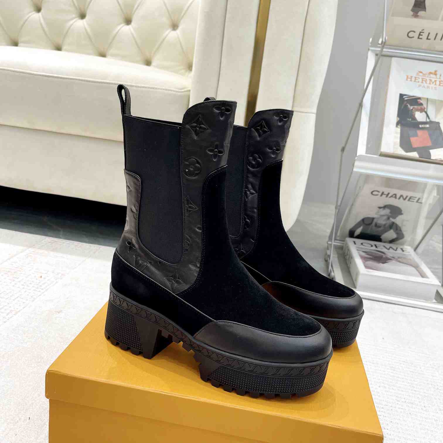 Louis Vuitton Laureate Platform Chelsea Boot - PerfectKickZ