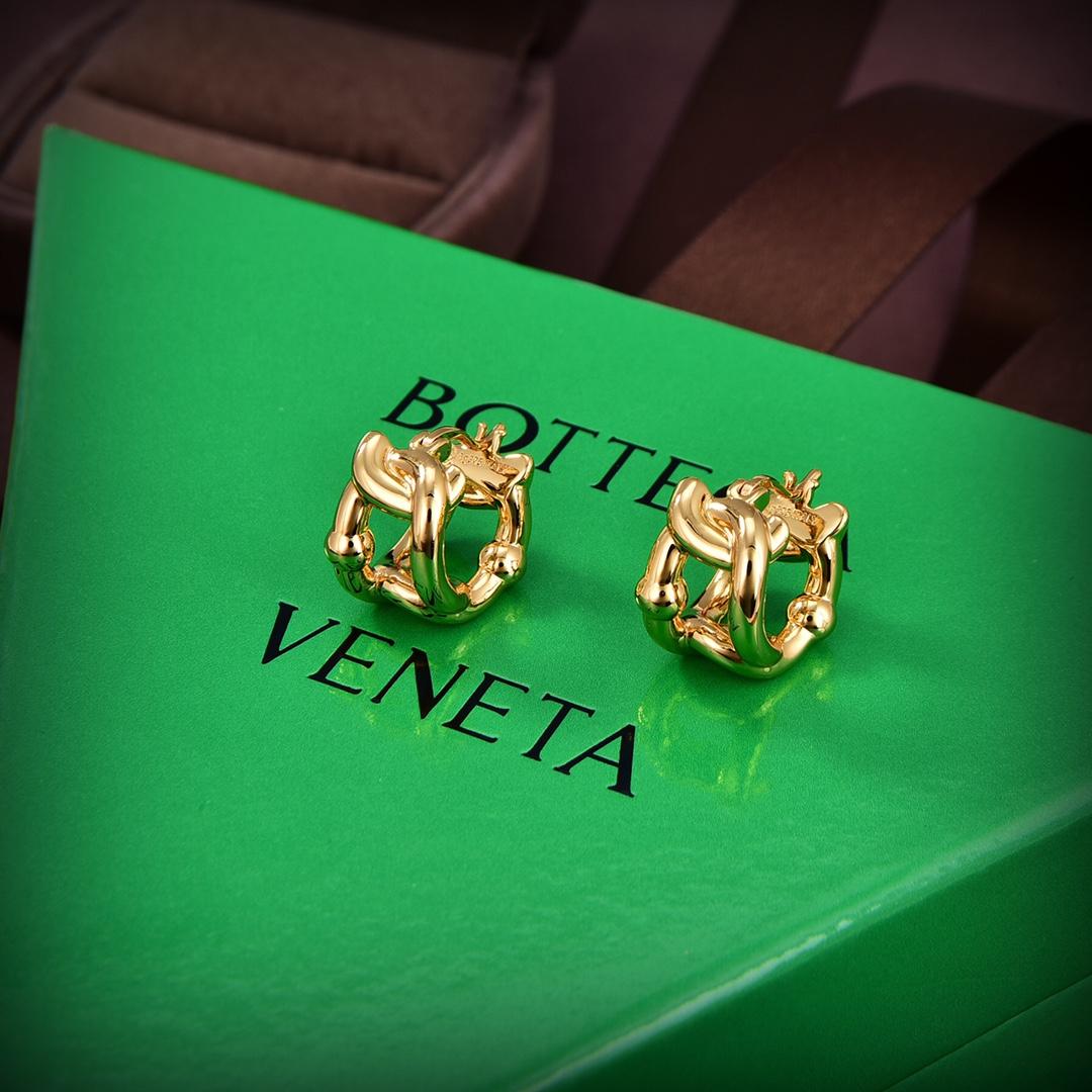 Bottega Veneta Chain Hoop Earrings - PerfectKickZ