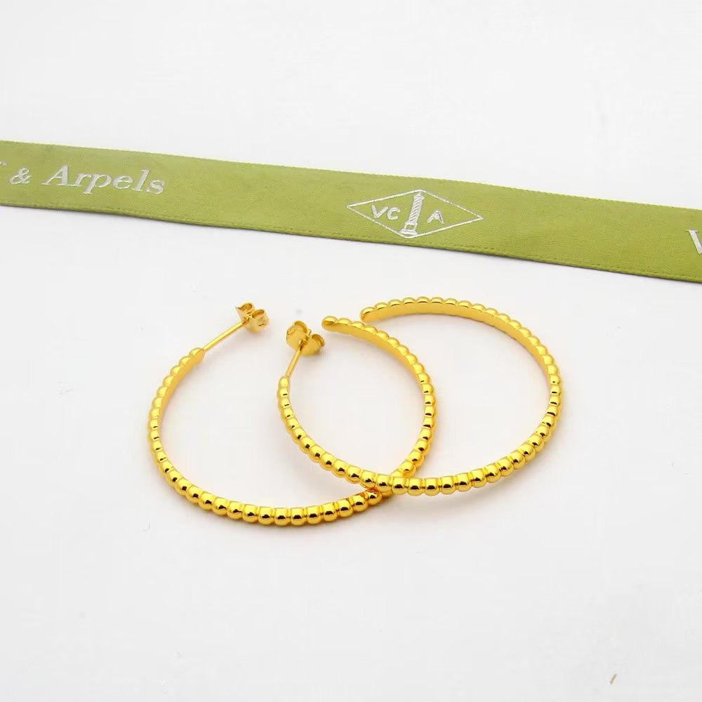 Van Cleef & Arpels Perlée Pearls Of Gold Hoop Earrings, Large Model - PerfectKickZ