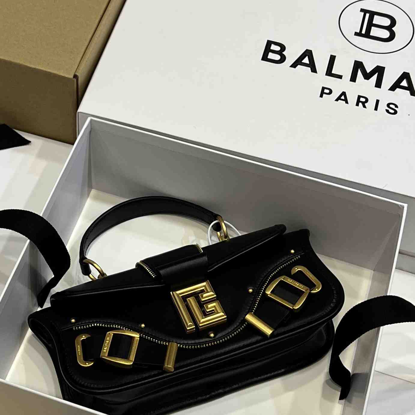 Balmain Blaze Crossbody Bag   (26*11.5*3cm) - PerfectKickZ