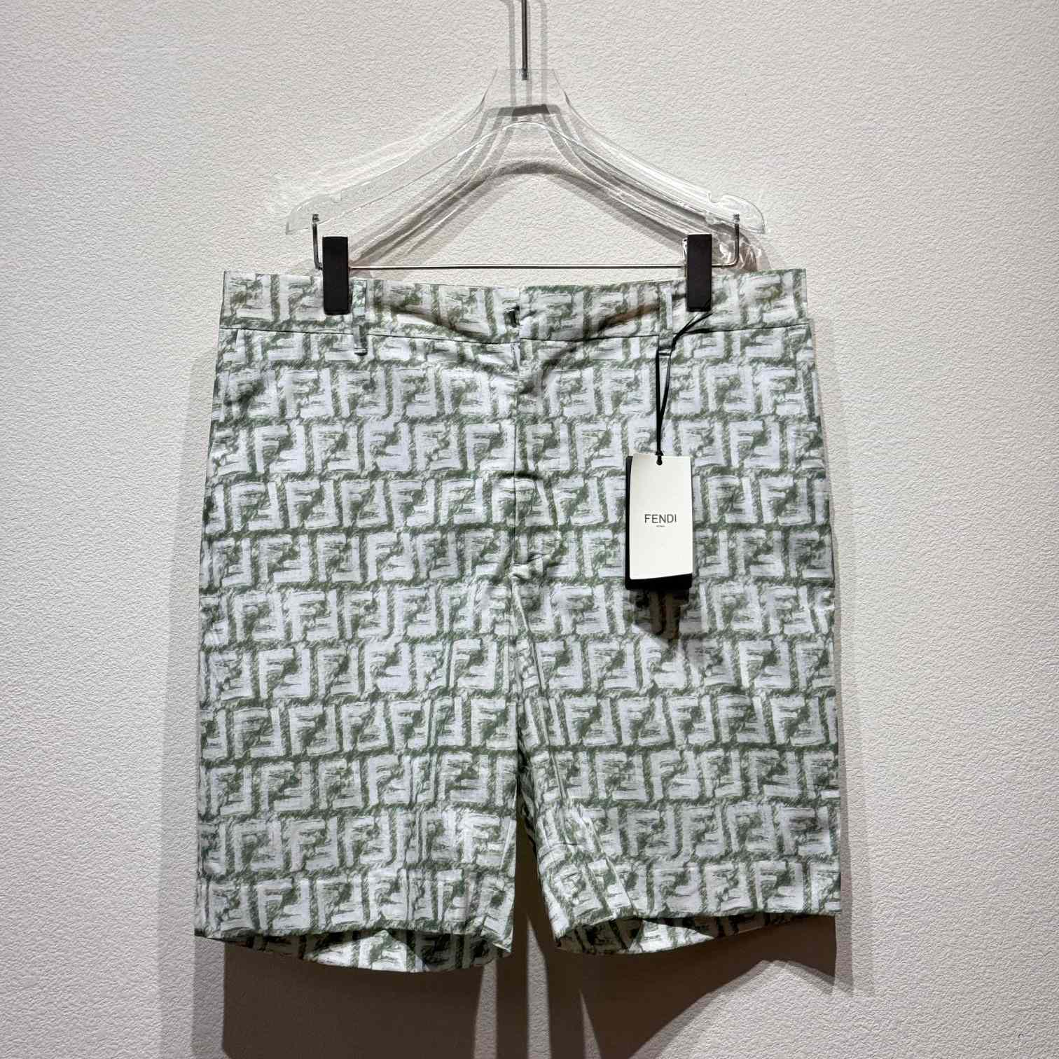 Fendi Short Trousers In Green FF Linen - PerfectKickZ