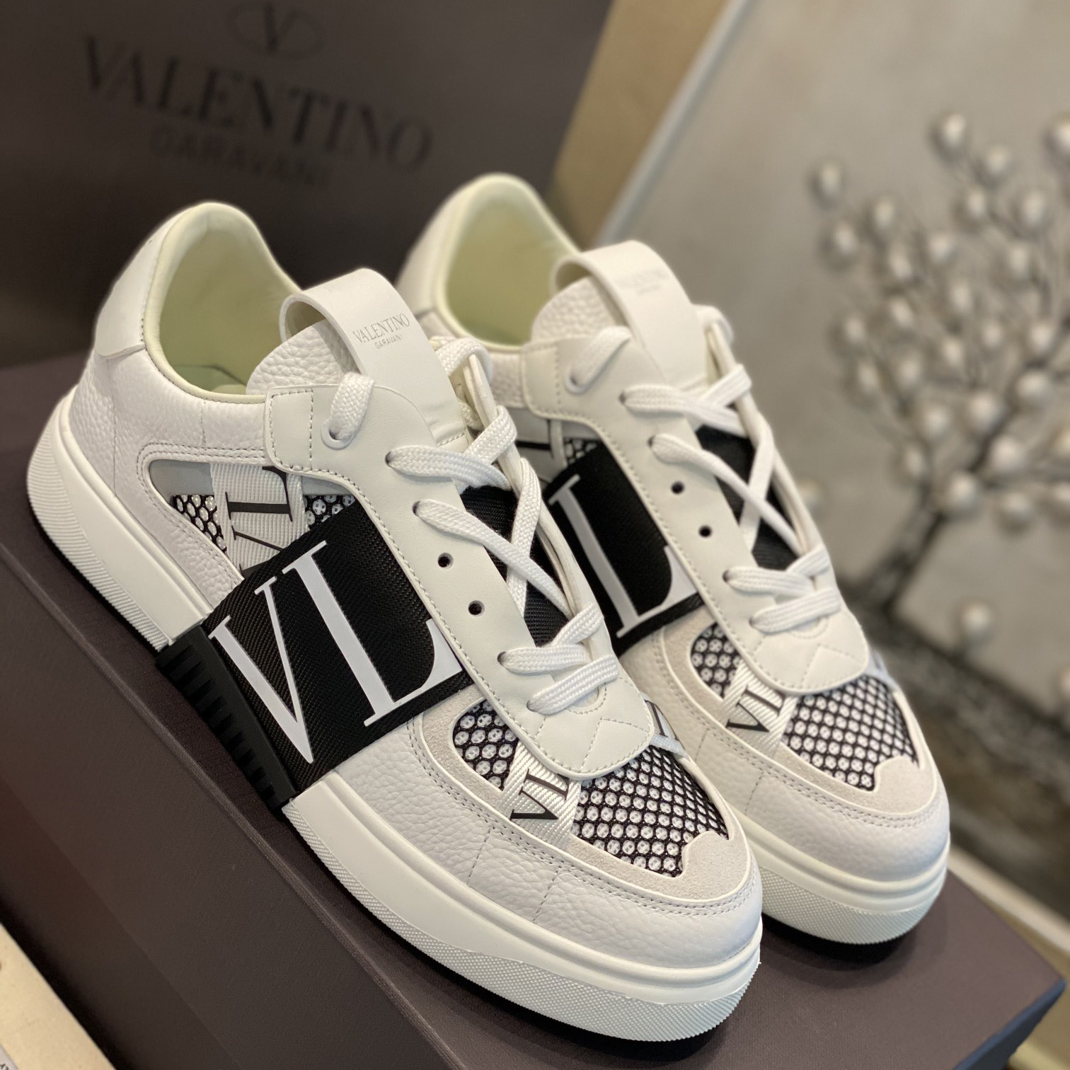 Valenti VL7N Low-Top Sneakers In Calfskin And Mesh Fabric With Bands - PerfectKickZ