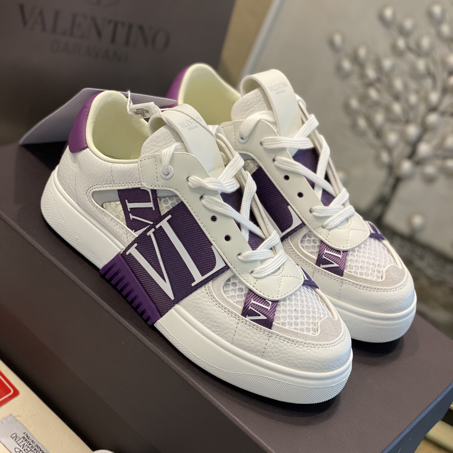 Valenti Low-Top Calfskin And Mesh VL7N Sneaker With Bands - PerfectKickZ