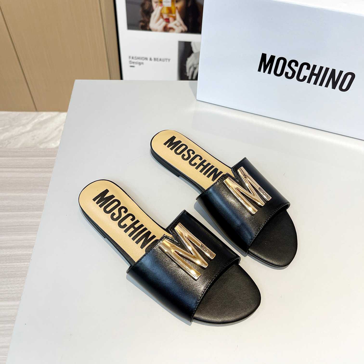Moschino M Plaque Sandals - PerfectKickZ
