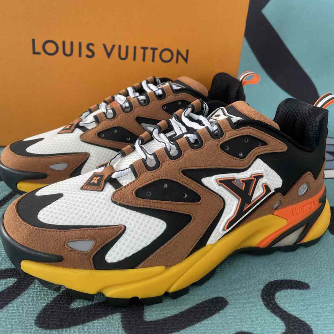 Louis Vuitton Runner Tatic Sneaker(Upon UK Size) - PerfectKickZ