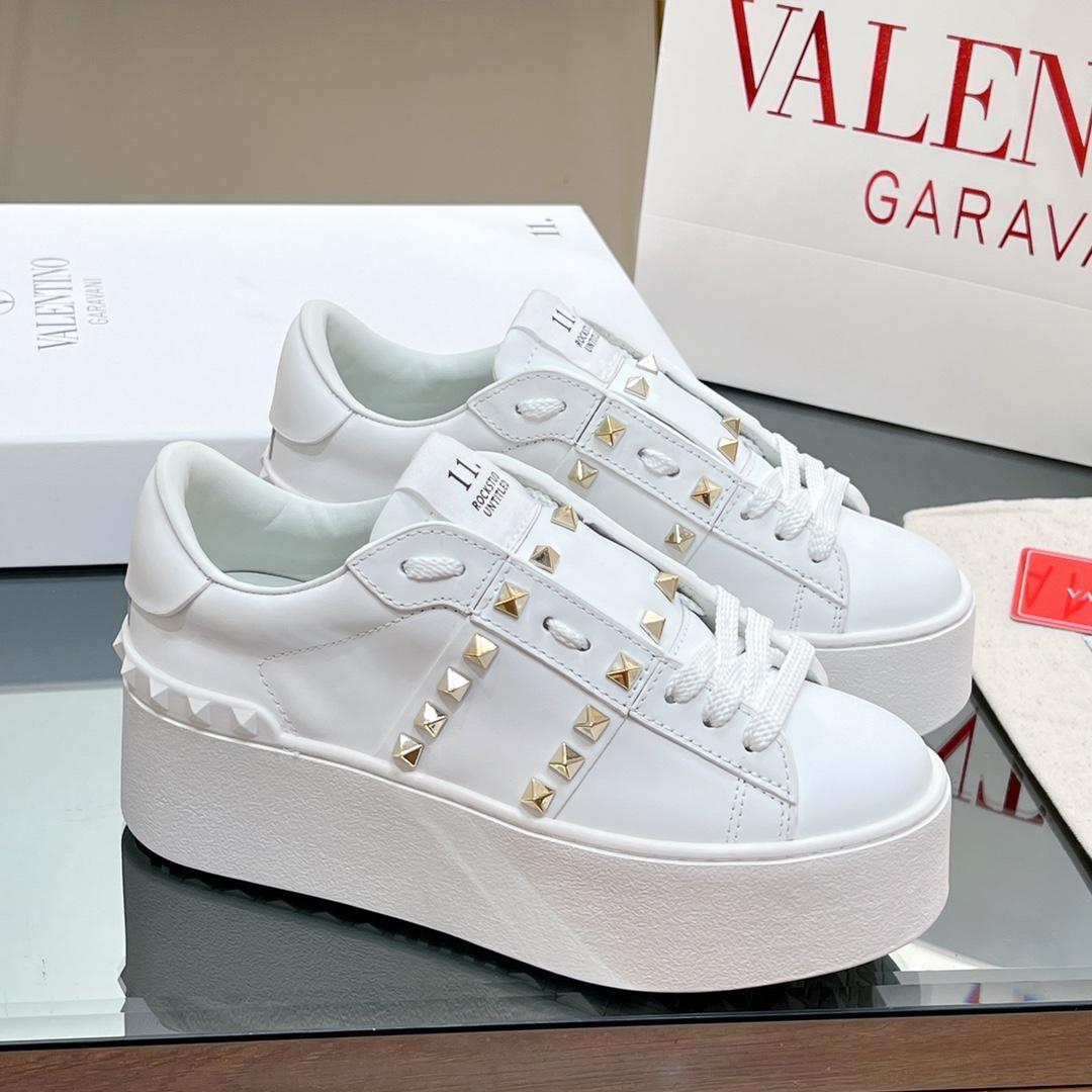 Valenti Flatform Rockstud Untitled Sneaker In Calfskin - PerfectKickZ